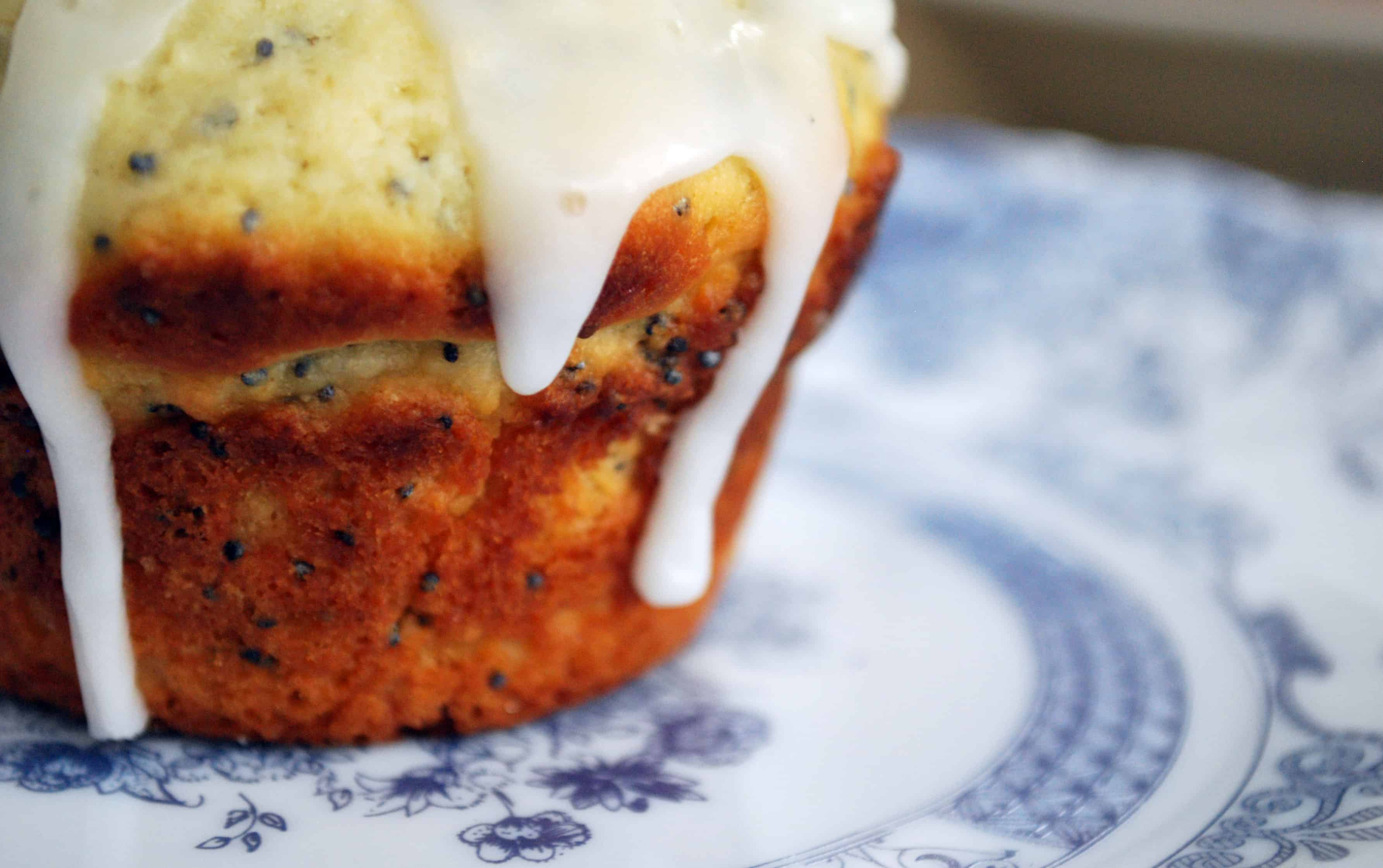 LemonPoppyseedMuffinsDrizzle Lemon Poppy Seed Muffin Icing Drizzle