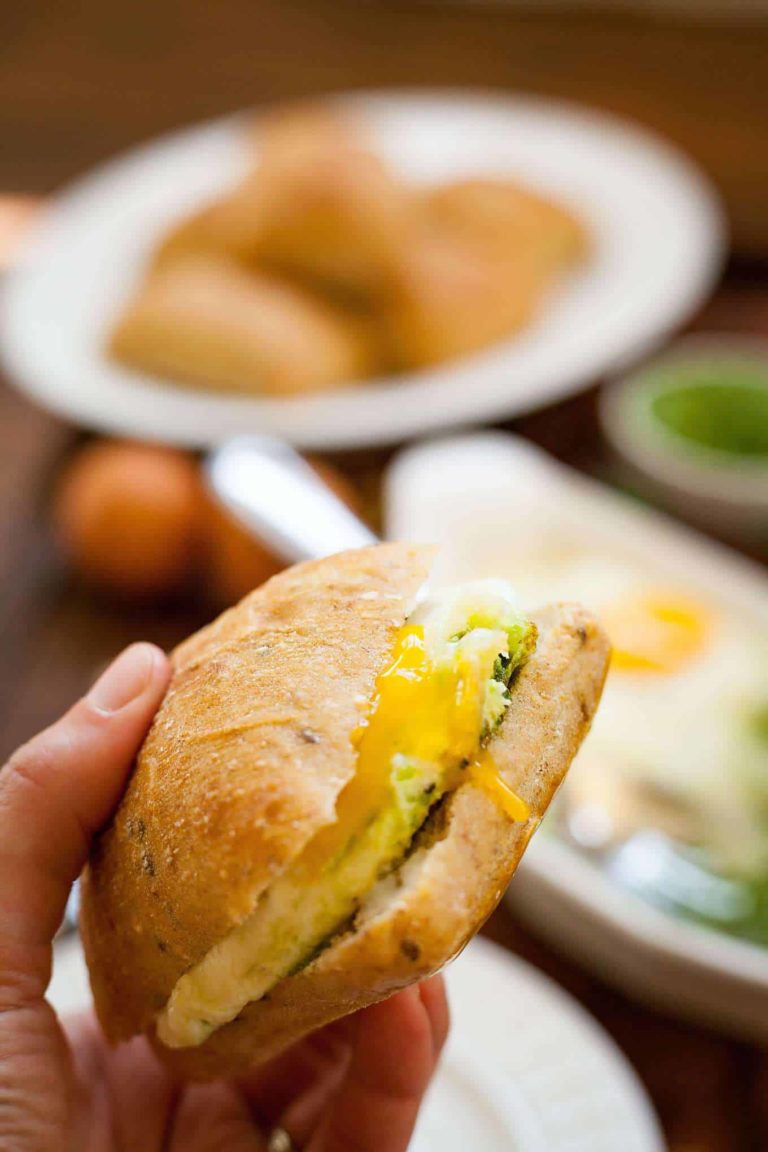 Spinach Pesto Baked Eggs The LiveIn Kitchen