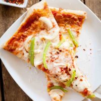 Onion and Green Pepper Pizza - This is always my favorite vegetarian pizza to order at a pizza place, now I can make it at home! theliveinkitchen.com