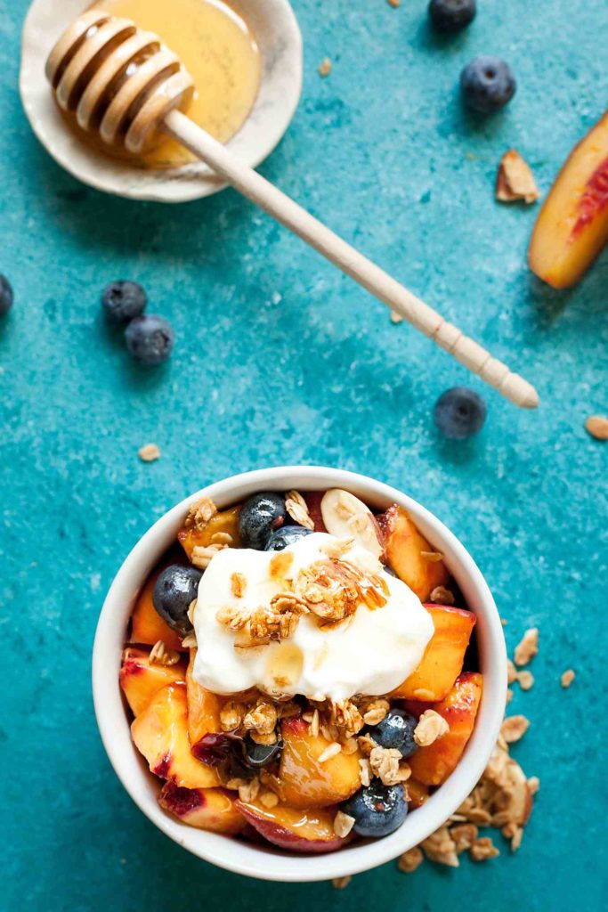 Honey Vanilla Summer Fruit Salad - This is so simple and delicious! Great for dessert or a side, I love this healthy treat! Full recipe at theliveinkitchen.com