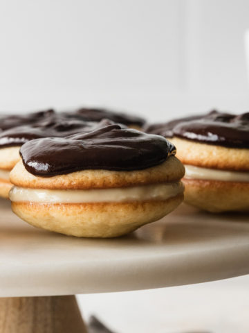 boston cream whoopie pies