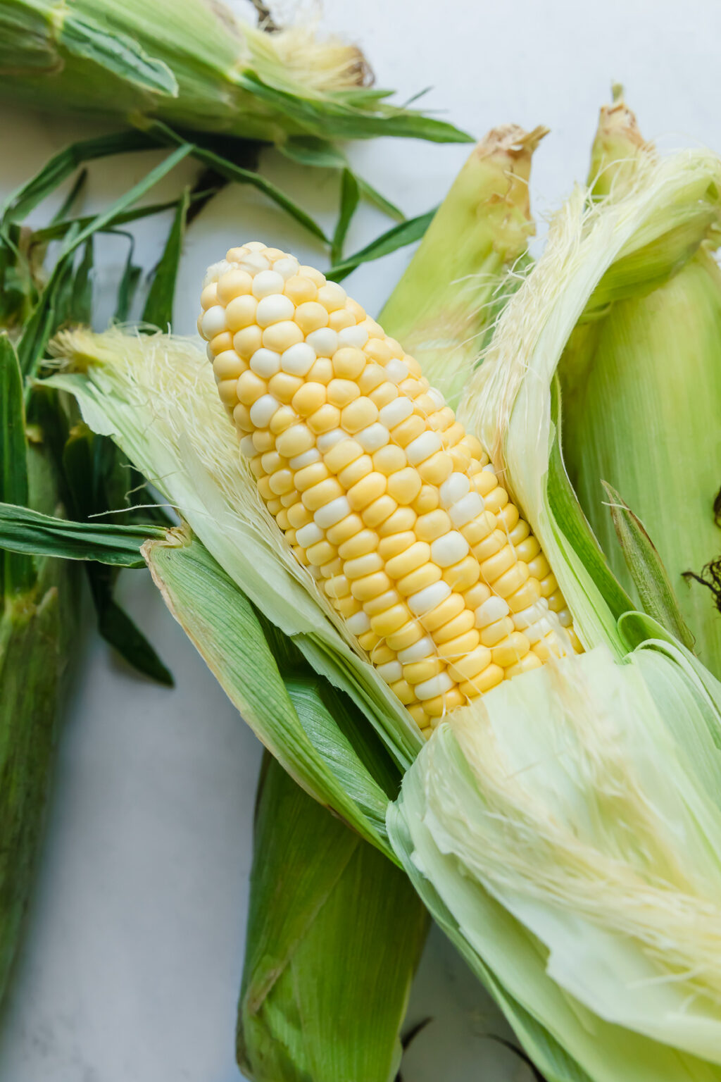 how-to-cook-frozen-corn-on-the-cob-the-live-in-kitchen